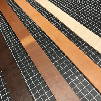 Lederriemen Restepaket gemischt 30mm Blankleder + Geschirrleder #23